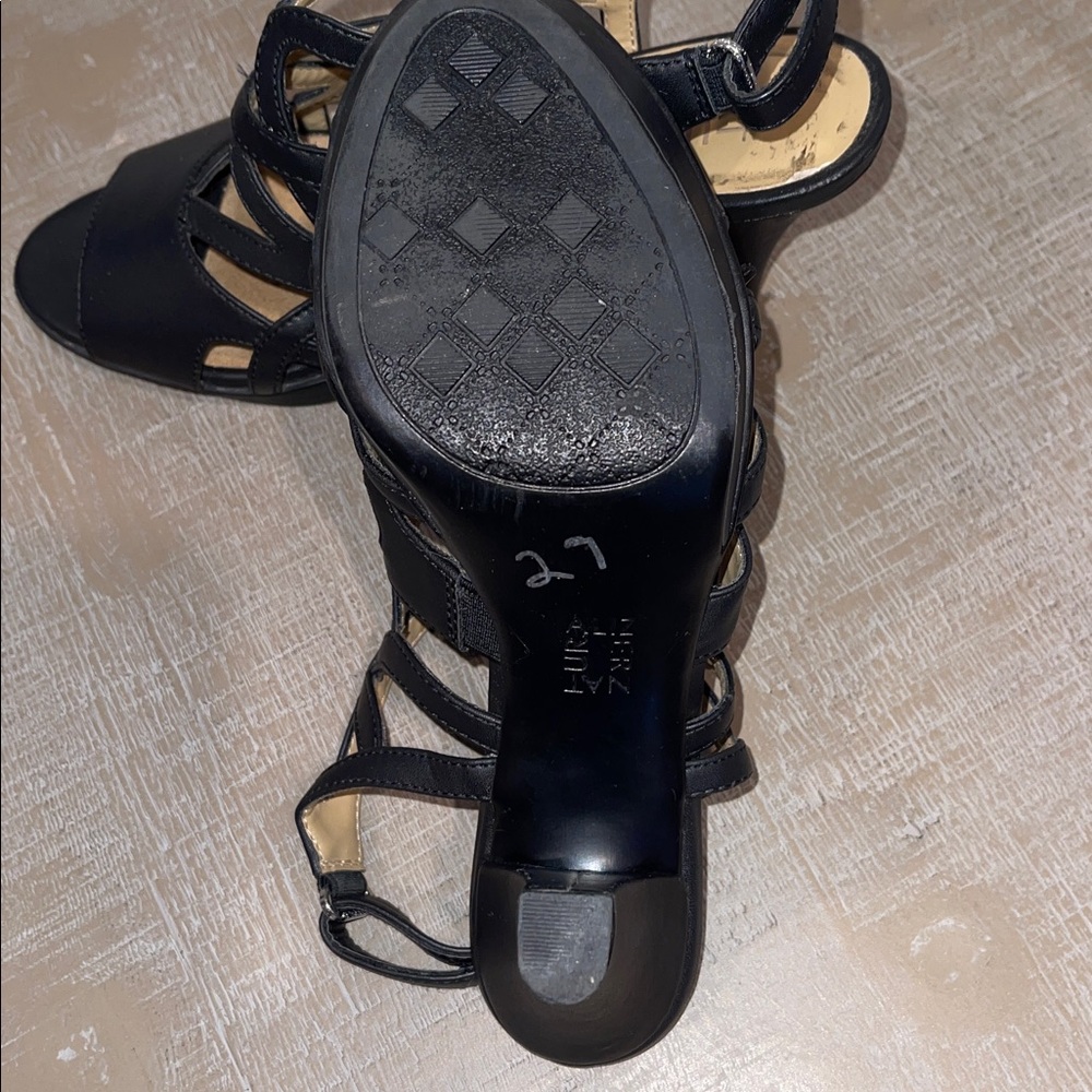 Naturalizer Women's Black Strappy Sandals - Picture 6 of 7